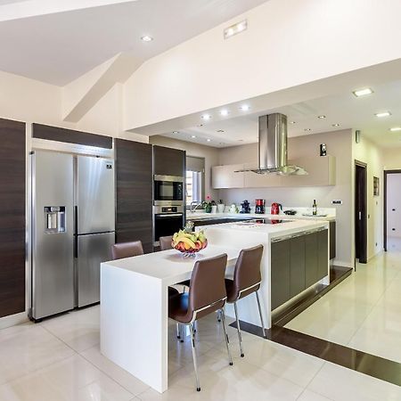 Luxury Villa In City Center With Rooftop Swimming Pool La Canea Exterior foto